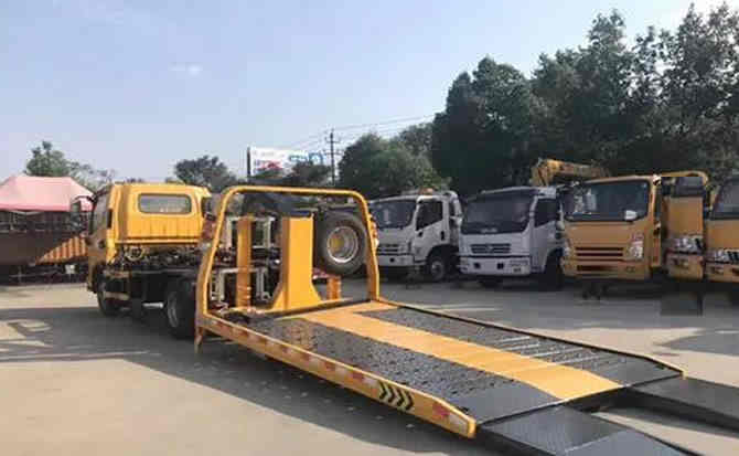 阿拉善右旗汽车中途维修案例